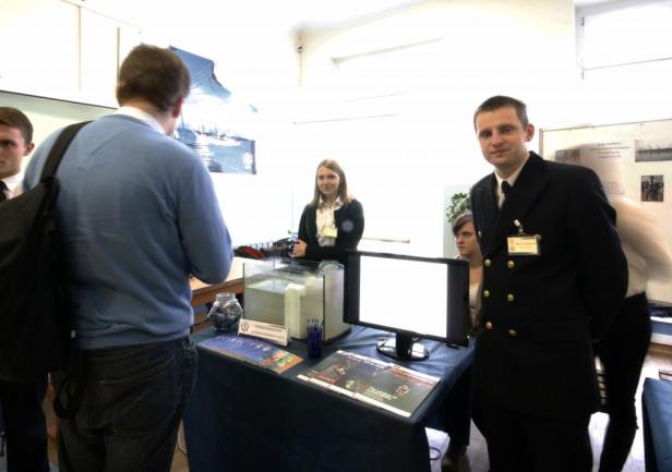 Koło Naukowe Innowacyjnych Systemów Transportowo-Logistycznych, fot. Katarzyna Okońska Koło Naukowe Innowacyjnych Systemów Transportowo-Logistycznych, fot. Katarzyna Okońska