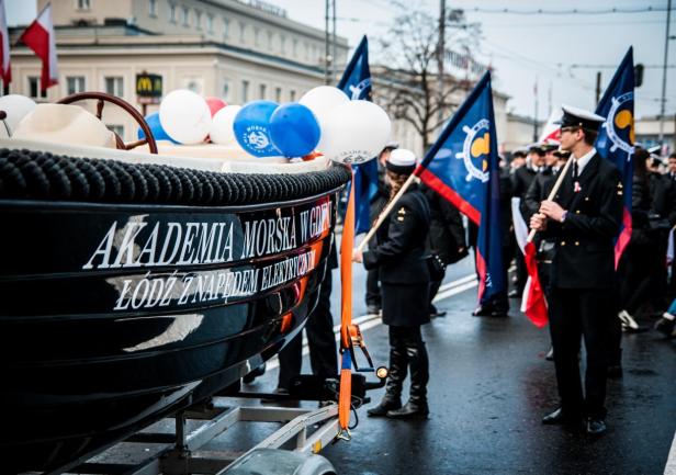 Łódź elektryczna, fot. Kamil Dopke Łódź elektryczna, fot. Kamil Dopke